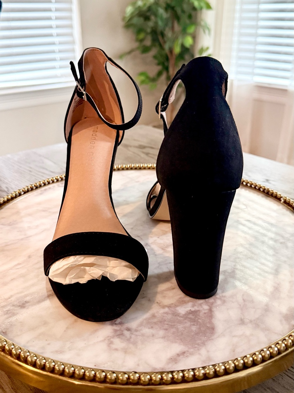 Madden Girl Beella Black Suede Block Heel Sandals | Sz. 8 (NWB) - Picture 2 of 7